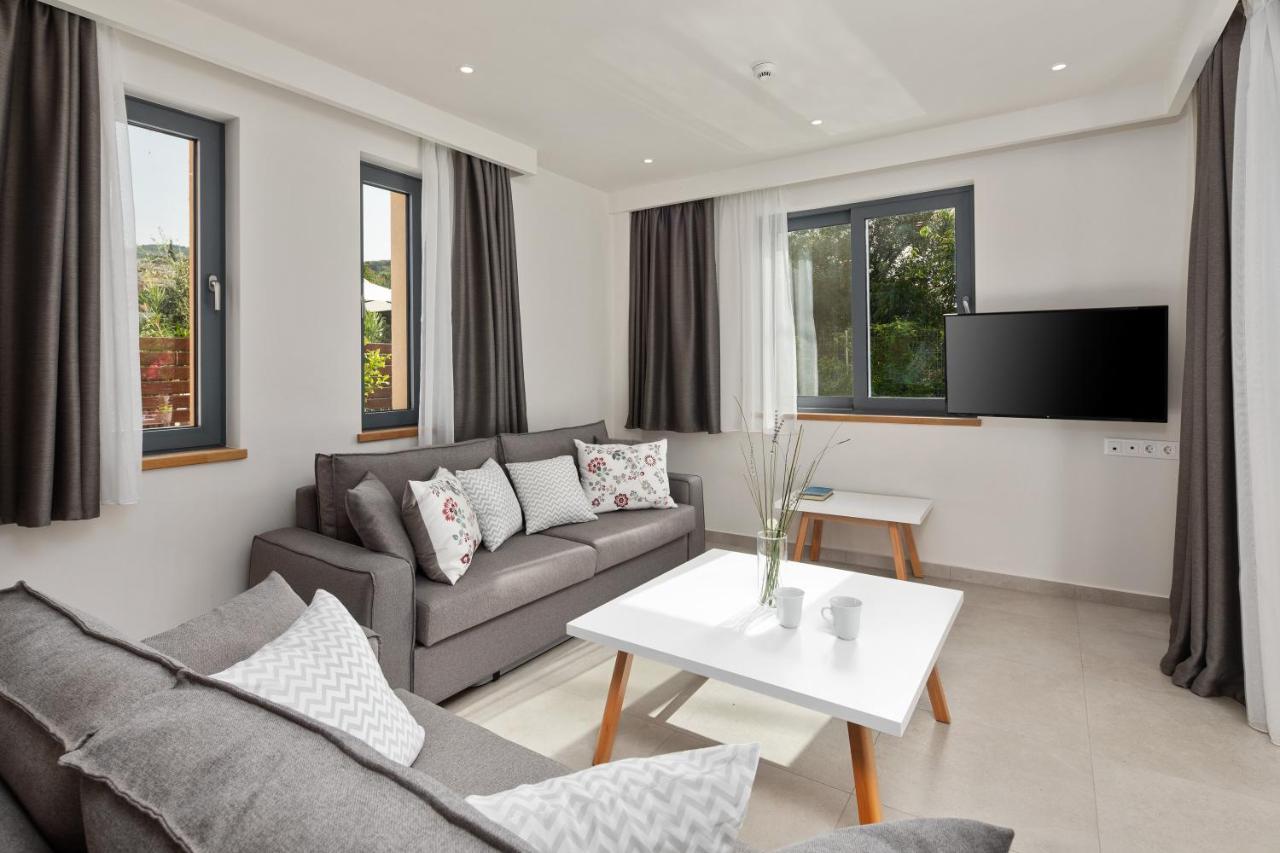 Perithia Suites Luaran gambar