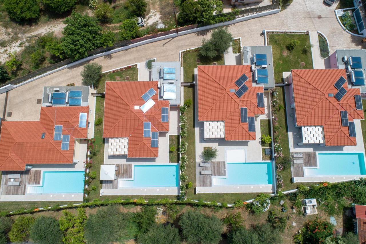 Perithia Suites Luaran gambar